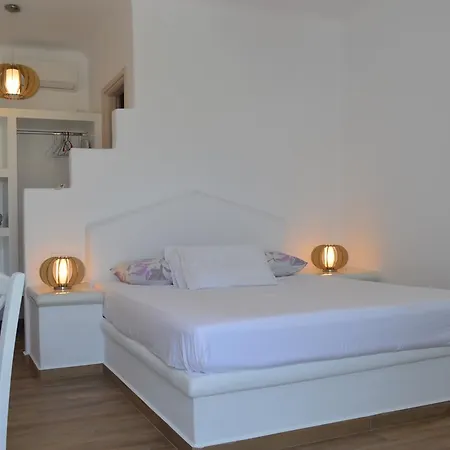 Studios Kumarou Appartement *