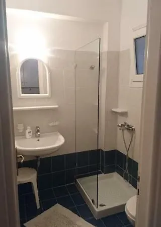 Kumarou Glásztrosz