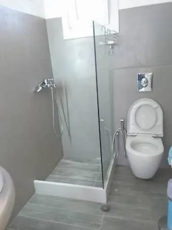 Studios Kumarou * Glastros (Mykonos)